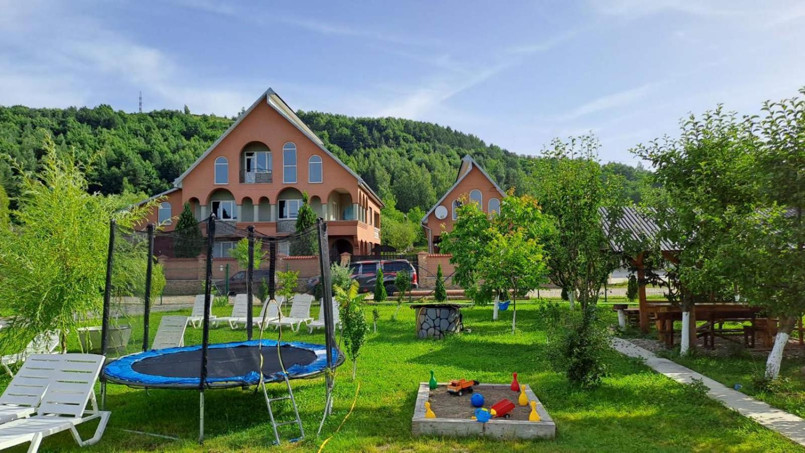 Фазенда "Змерега" Solotvyno Exterior foto